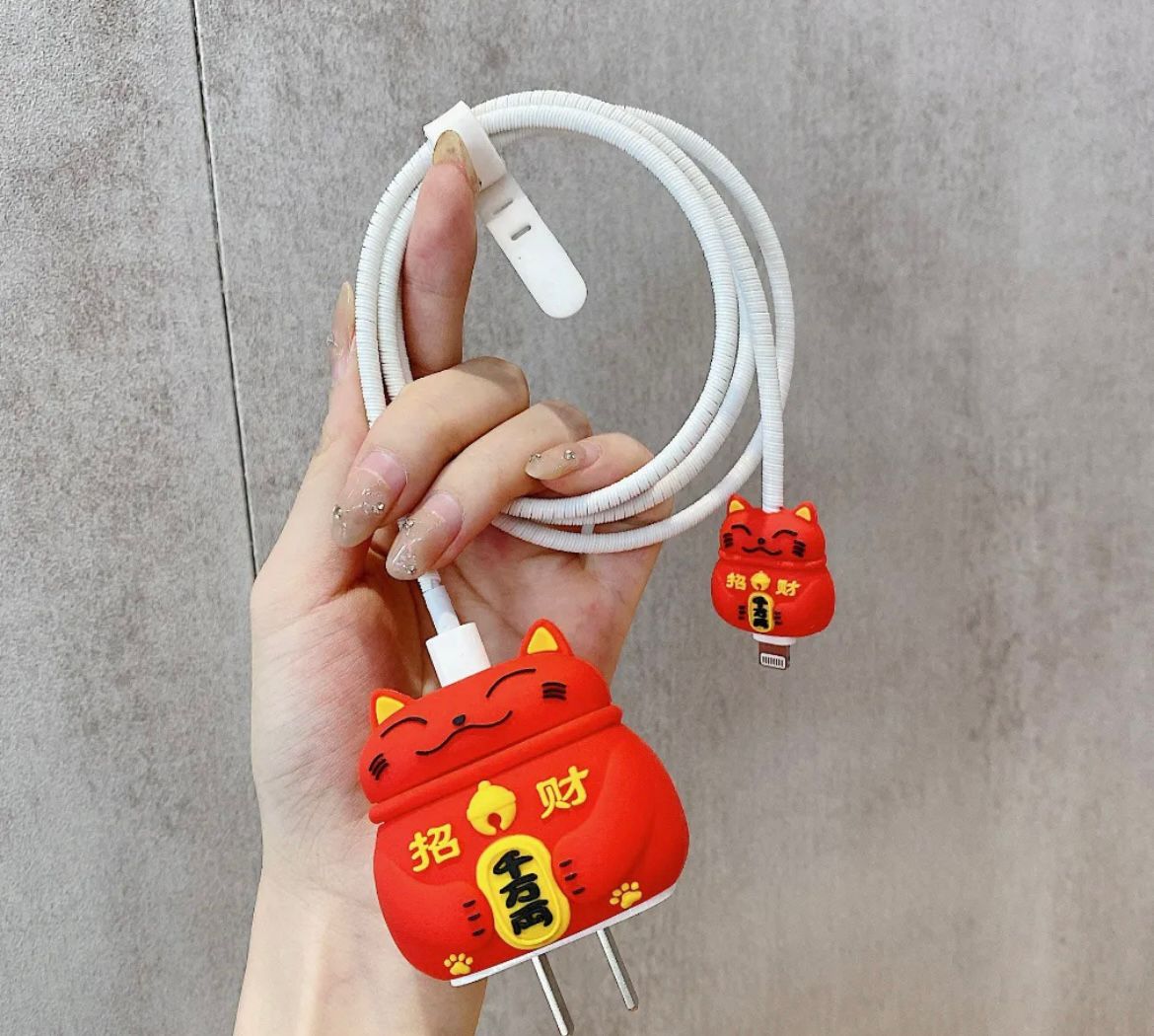 LuckyCharge Kitty π Charm Up Your Charge.