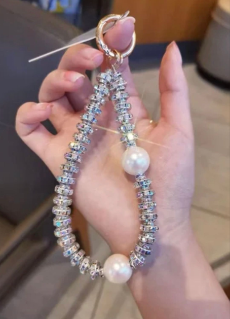 Crystal glow pearl loop mobile keycharm with beads and chain – stylish phone charm by Your Masa